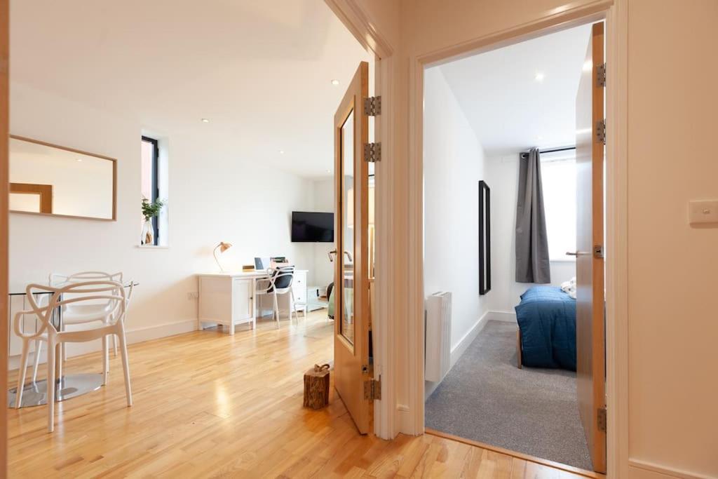 Oxfordshire Living - The Tolkien Apartment - Оксфорд Екстериор снимка