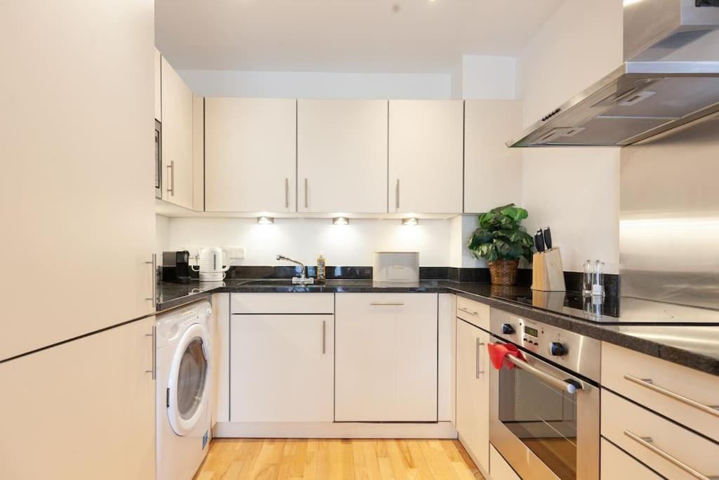 Oxfordshire Living - The Tolkien Apartment - Оксфорд Екстериор снимка
