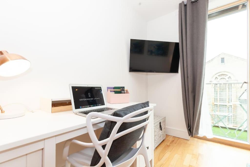 Oxfordshire Living - The Tolkien Apartment - Оксфорд Екстериор снимка